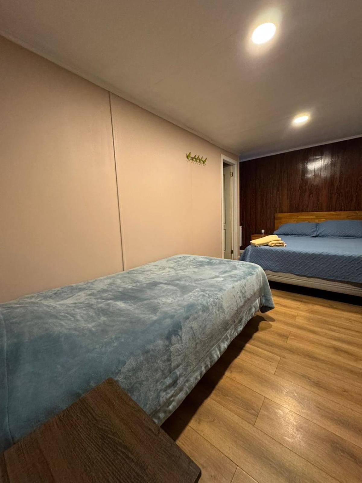 World'S End Hostal Puerto Natales Esterno foto