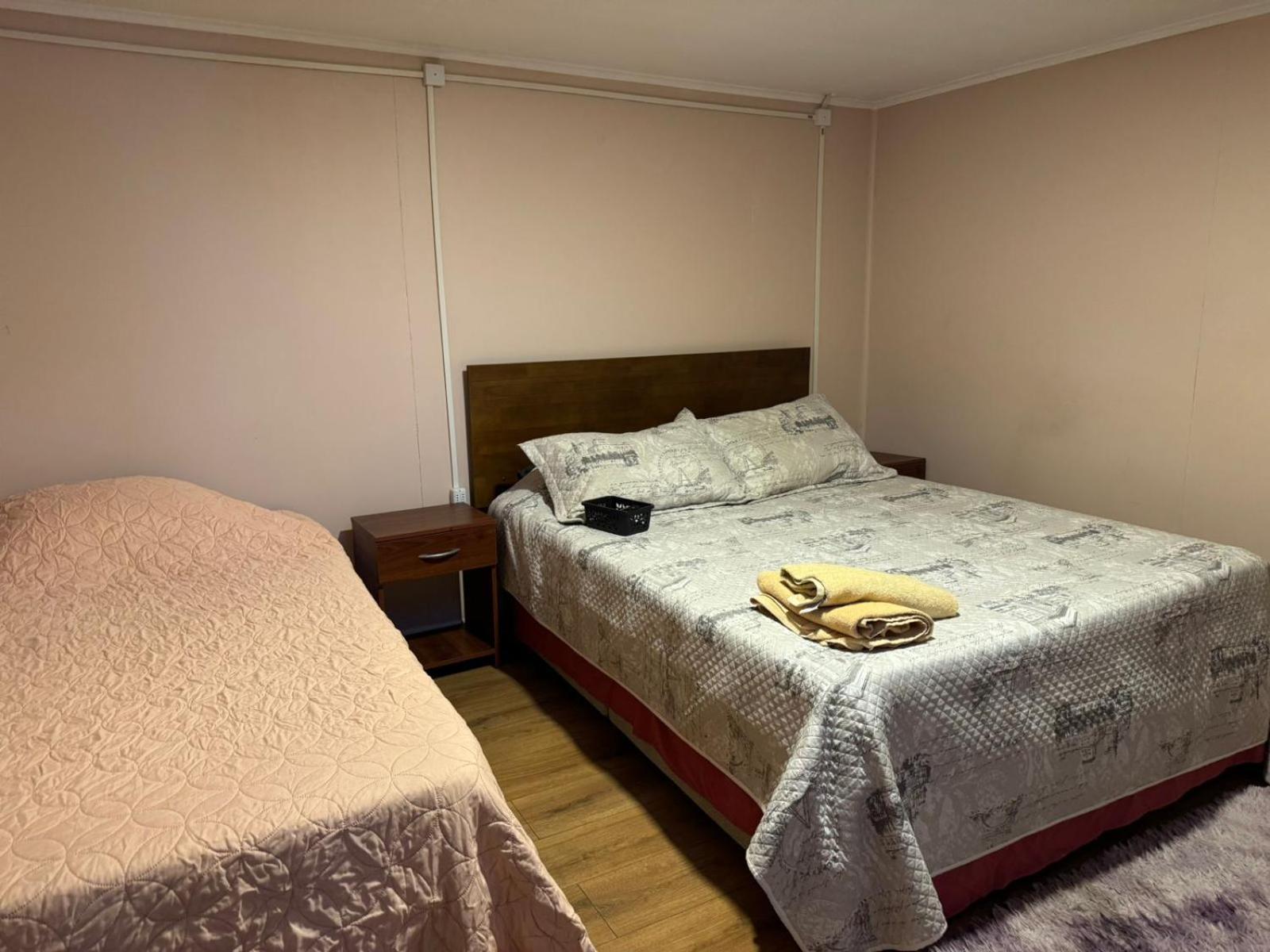World'S End Hostal Puerto Natales Esterno foto
